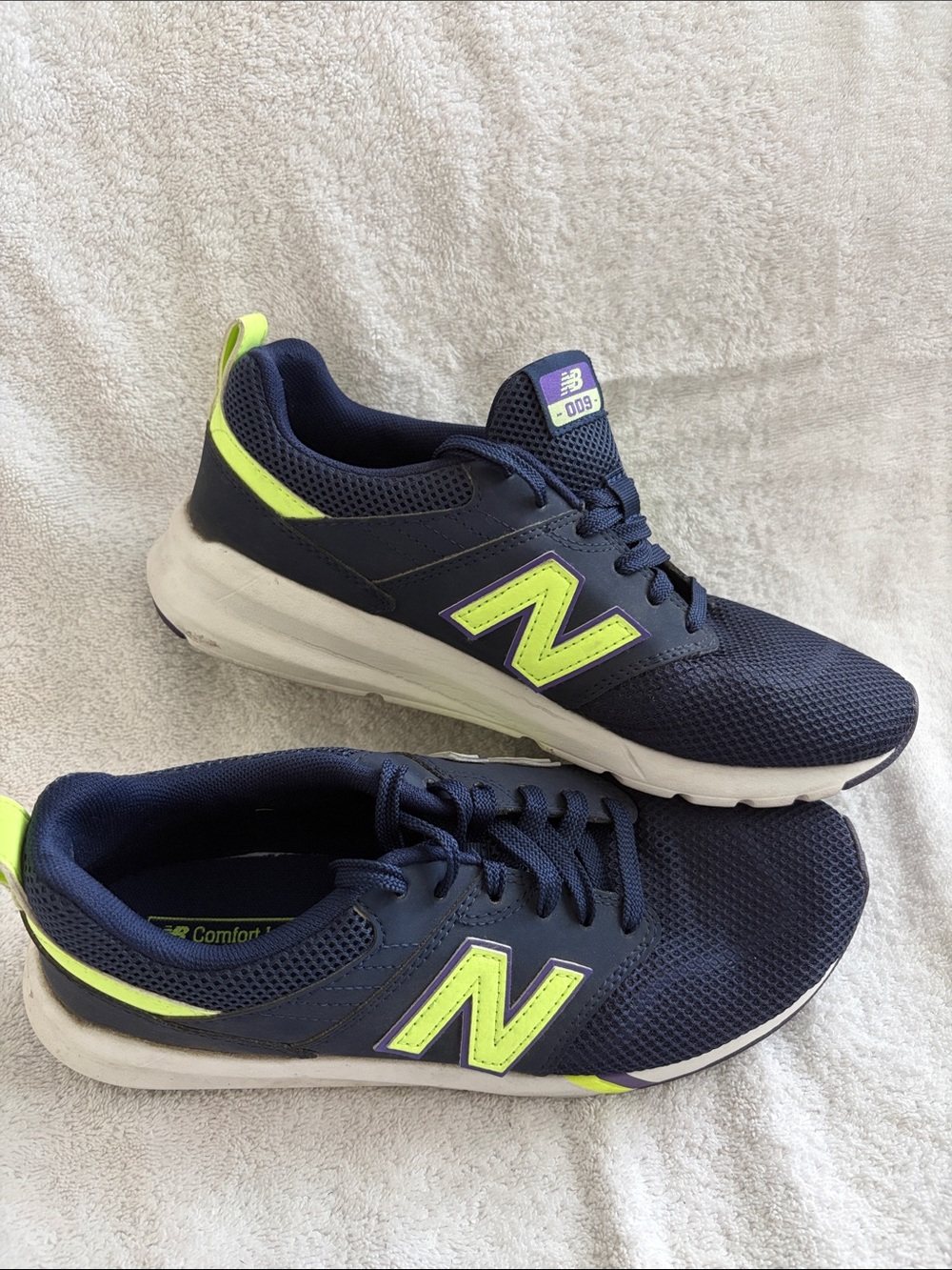 New Balance 009 Women’s Size 9  Blue Lime Running Shoes Lite Sneakers WS009SN1